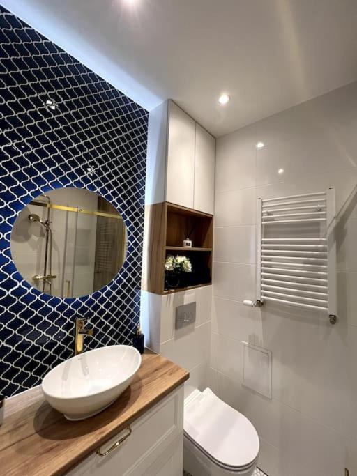 B&W Luxurious Apartment In The Heart Of 弗罗茨瓦夫 外观 照片